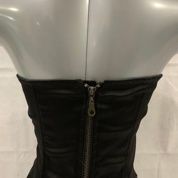 Charlotte Russe Overbust Corset - Picture 5 of 5